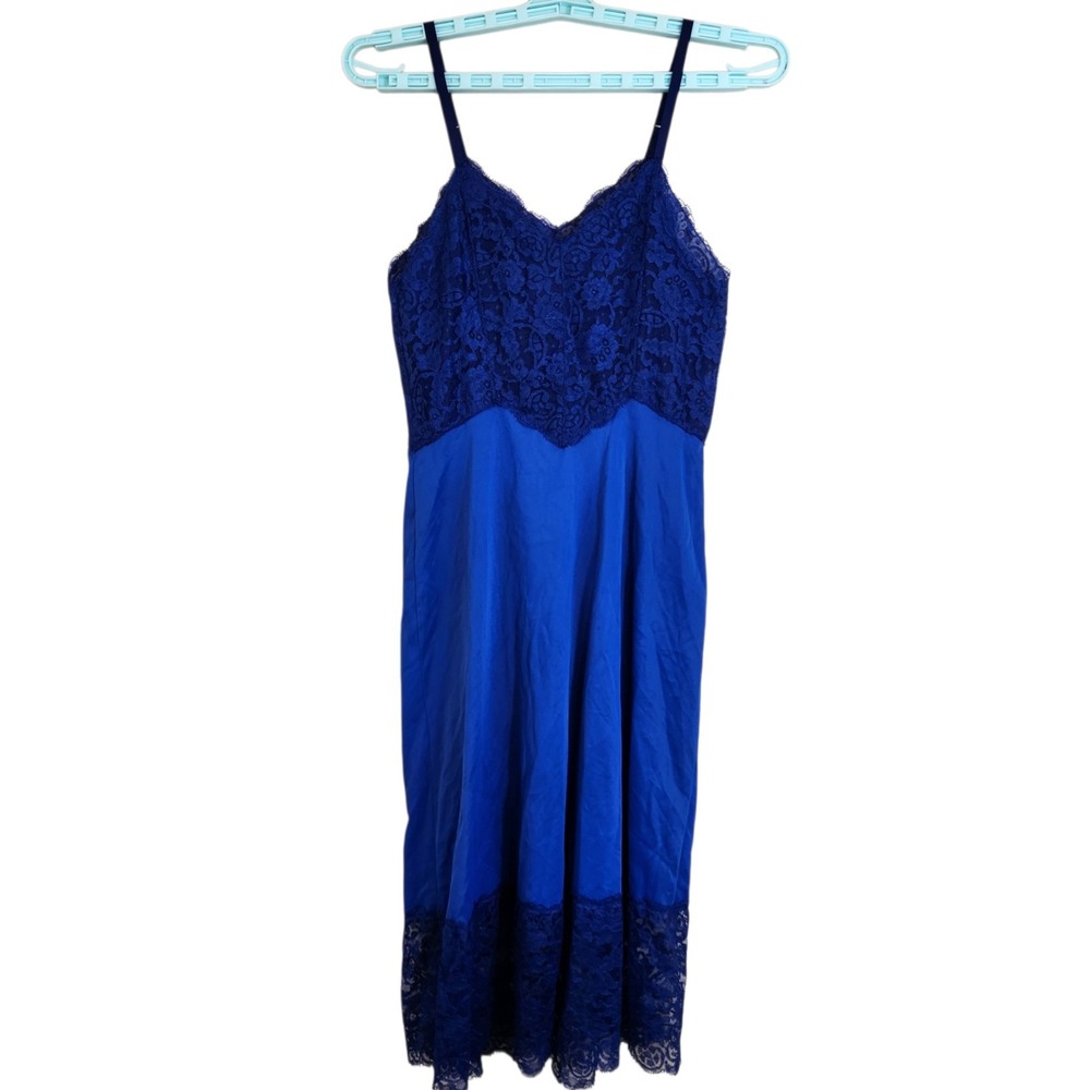 VTG Vintage Vanity Fair Size 8 Royal Blue Nylon Slip Dress Midi Length Lace Trim